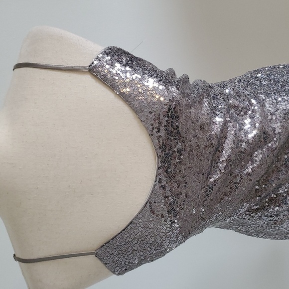 Lulus Disco nights silver sequin mini dress size M adjustable straps like new - Picture 6 of 11